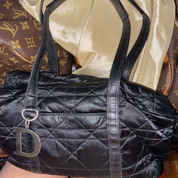 Auth CHRISTIAN DIOR Quilted Nylon  "Pre-owned". - Picture 2 of 13